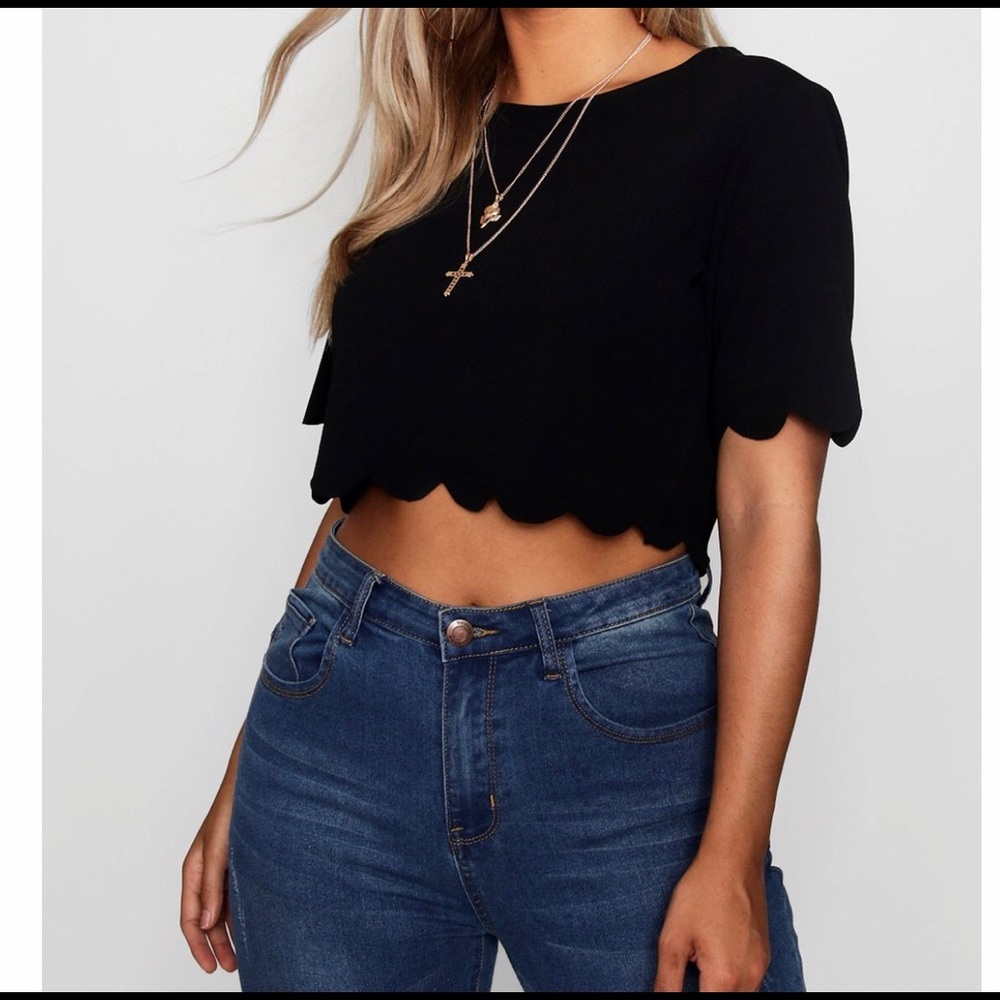 Scalloped crop top